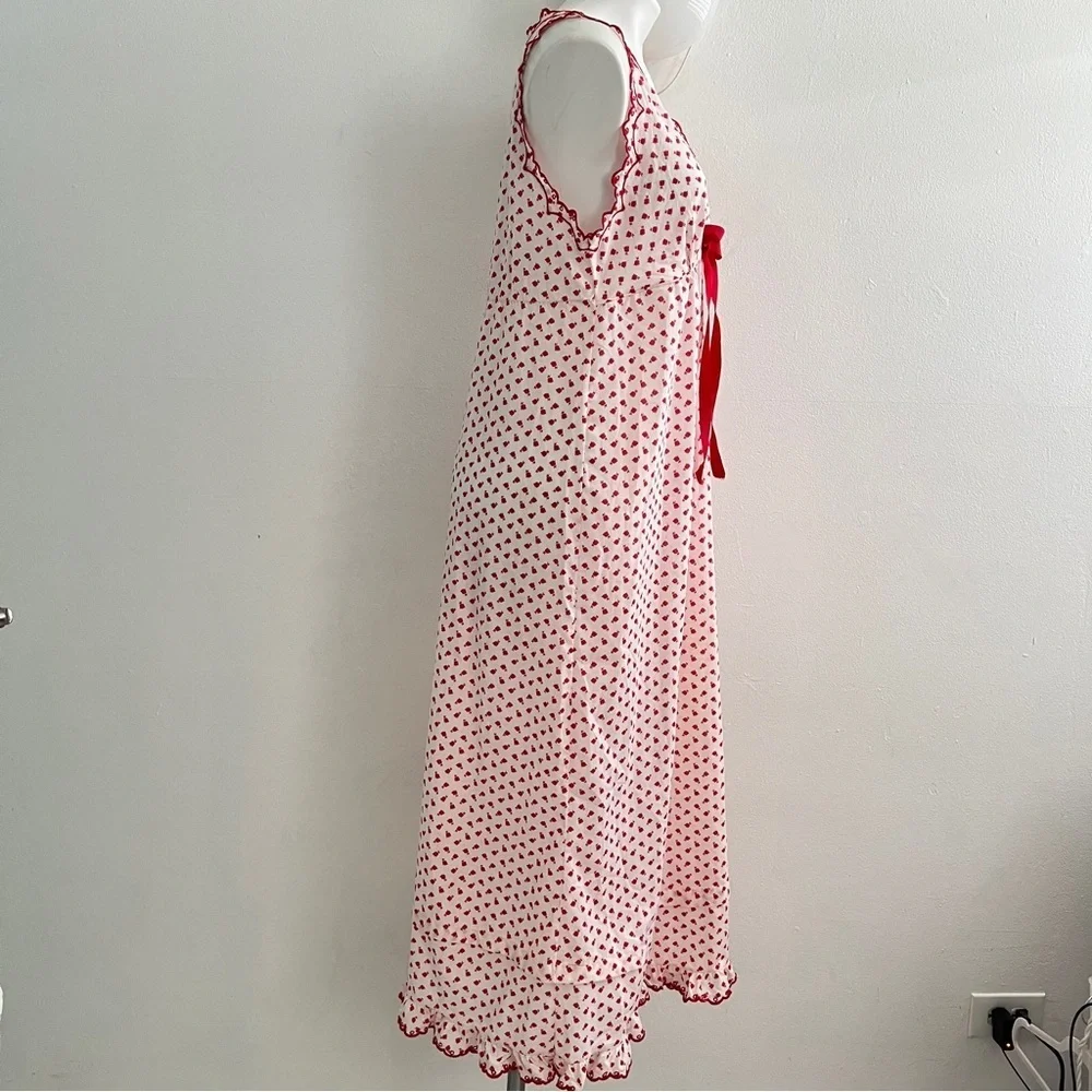 Vintage 1960s Barbizon Seraphim Batiste Red & White Floral Long Nightgown Medium - Picture 8 of 13